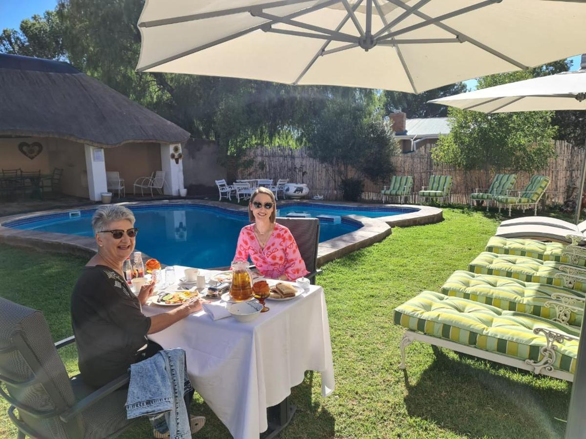 Victoria Oaks Guesthouse Victoria West Luaran gambar