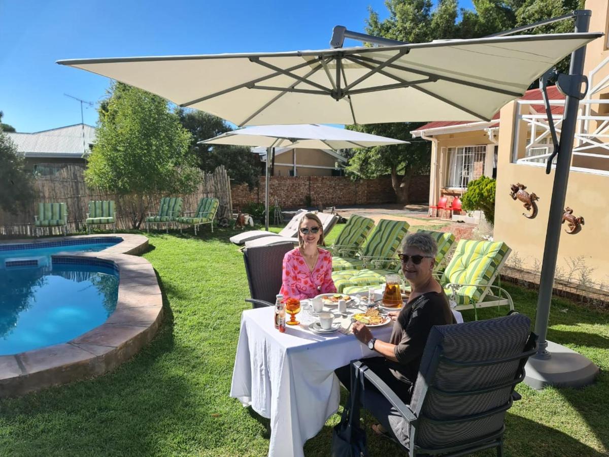 Victoria Oaks Guesthouse Victoria West Luaran gambar